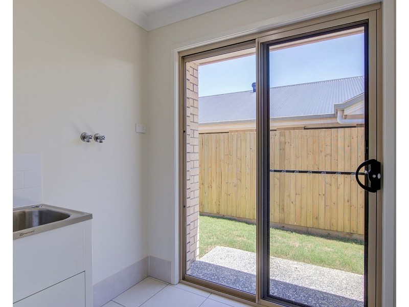 16 Steves Way, Coomera QLD 4209