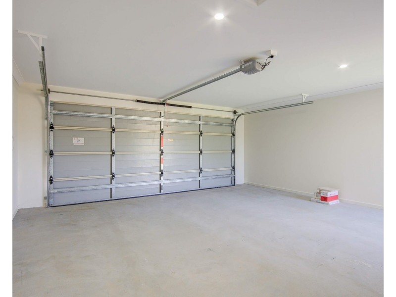 16 Steves Way, Coomera QLD 4209