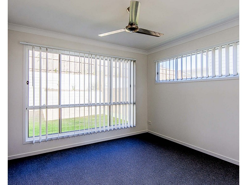 33 Dysart Drive, Holmview QLD 4207