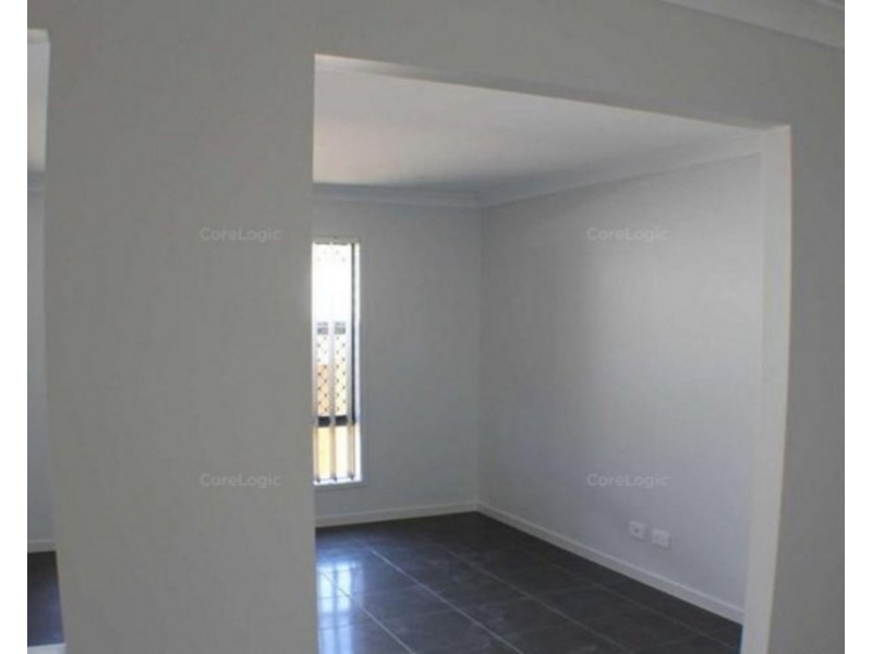 9 Chrome Drive, Pimpama QLD 4209