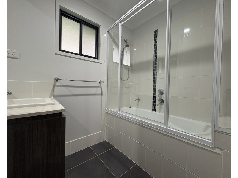 52 Fountain Street, Pimpama QLD 4209