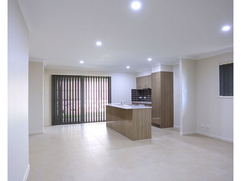 90A Dixon Drive, Pimpama QLD 4209