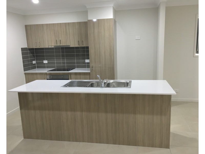 90A Dixon Drive, Pimpama QLD 4209