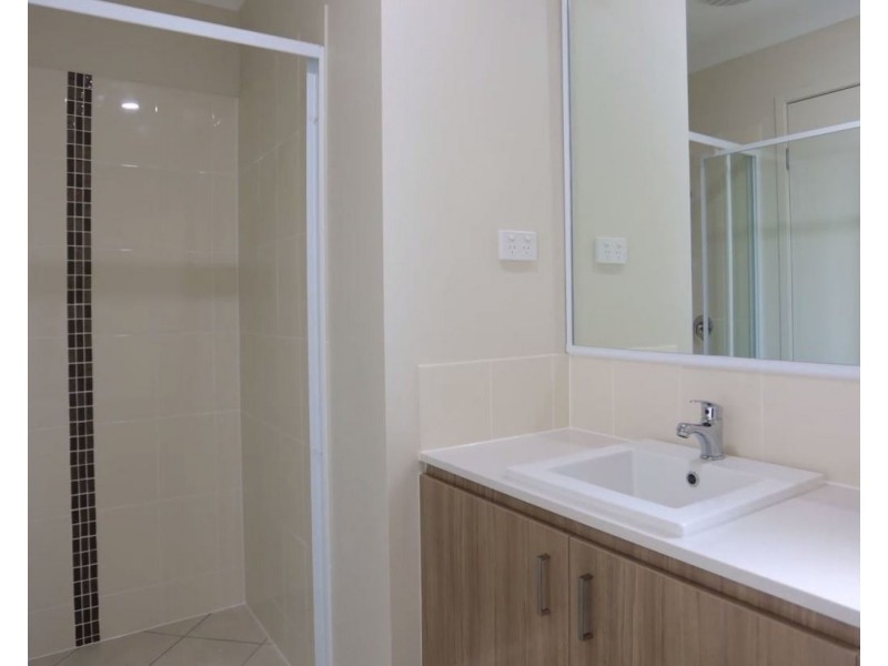 90A Dixon Drive, Pimpama QLD 4209