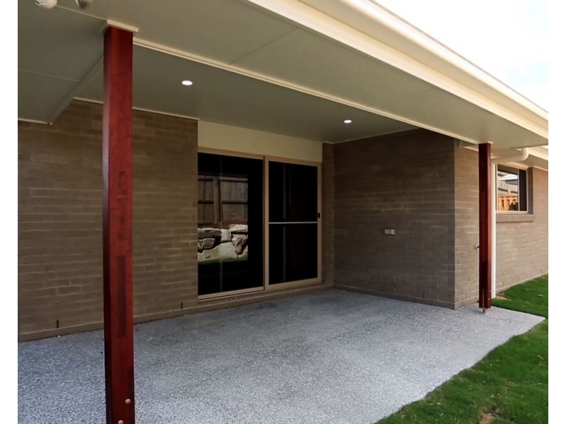 90A Dixon Drive, Pimpama QLD 4209