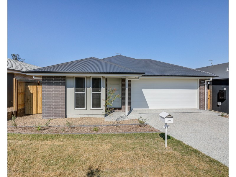 25 Raven Court, Park Ridge QLD 4125