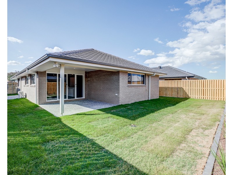 16 Aspen Circuit, Logan Reserve QLD 4133