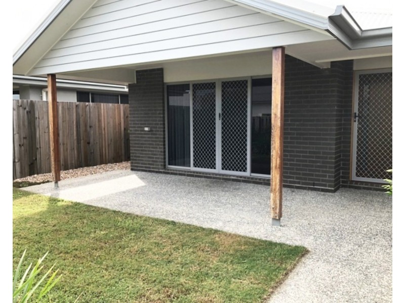 5 Hillsborough Place, Pimpama QLD 4209