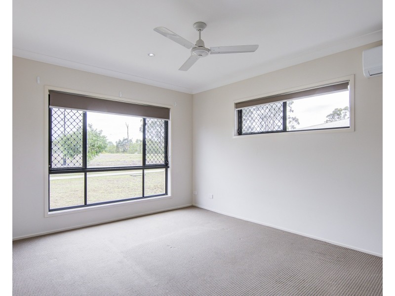 45 Macintyre Parade, Pacific Pines QLD 4211