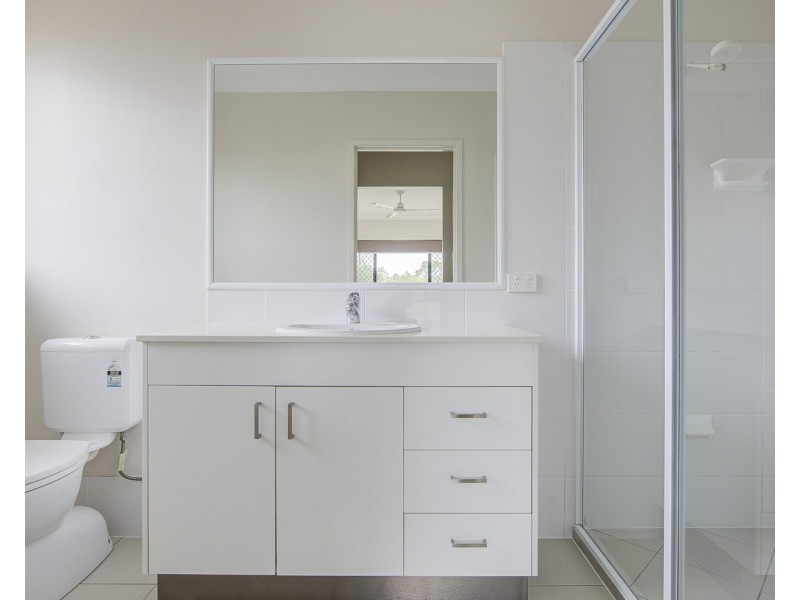 45 Macintyre Parade, Pacific Pines QLD 4211