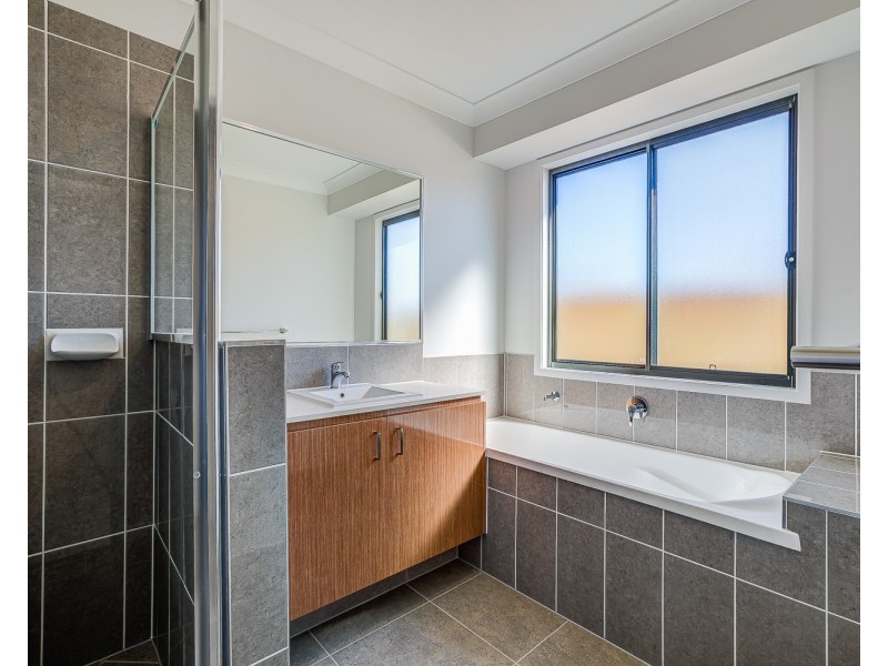 1/36 Pelham Street, Logan Reserve QLD 4133