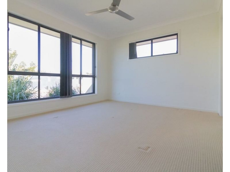5 Leabrook Place, Pimpama QLD 4209