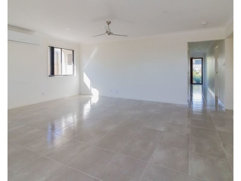 5 Leabrook Place, Pimpama QLD 4209