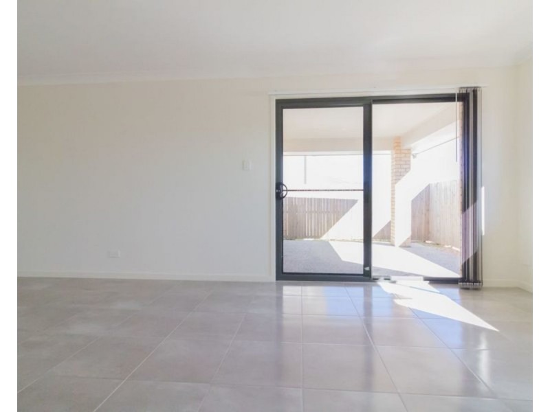 5 Leabrook Place, Pimpama QLD 4209