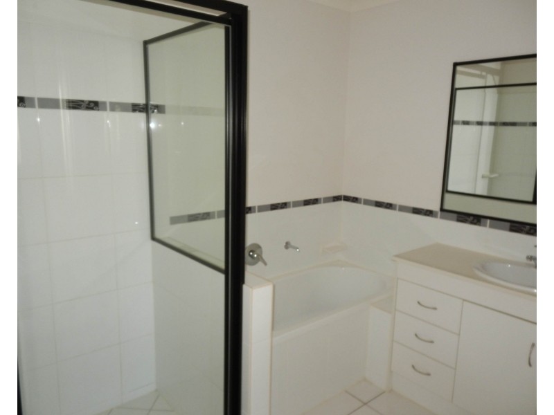 1/49 Jasmine Circuit, Ormeau QLD 4208