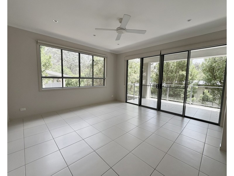 37B Diamantina Crescent, Pacific Pines QLD 4211