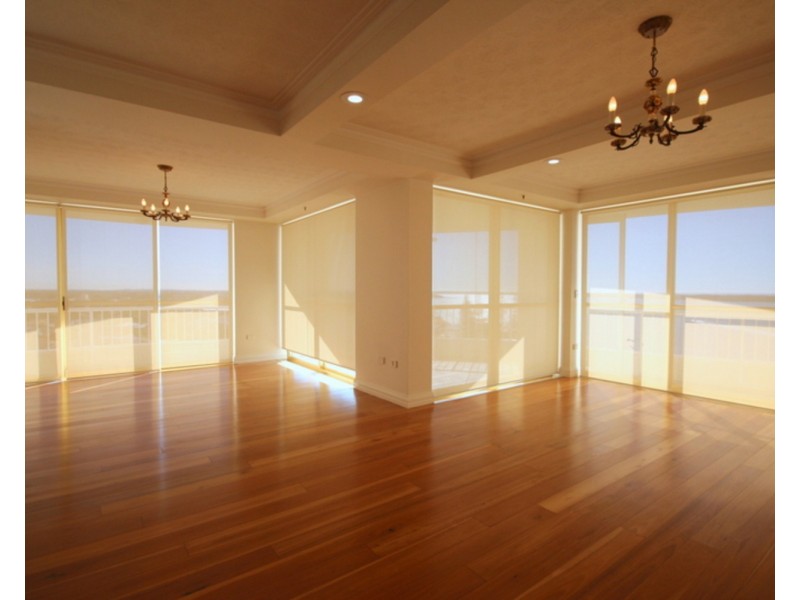 21/19 Oatland Esplanade, Runaway Bay QLD 4216