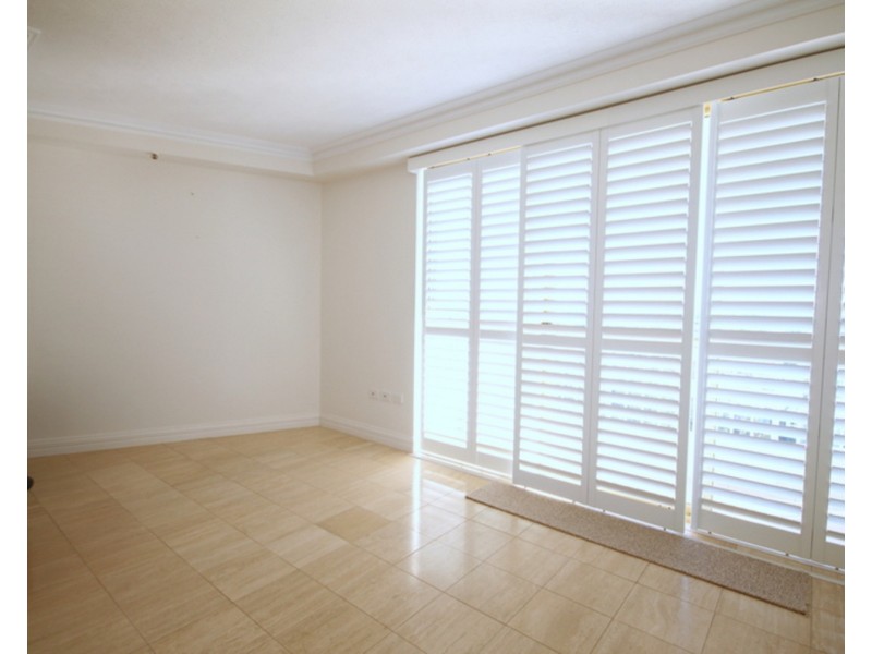 21/19 Oatland Esplanade, Runaway Bay QLD 4216