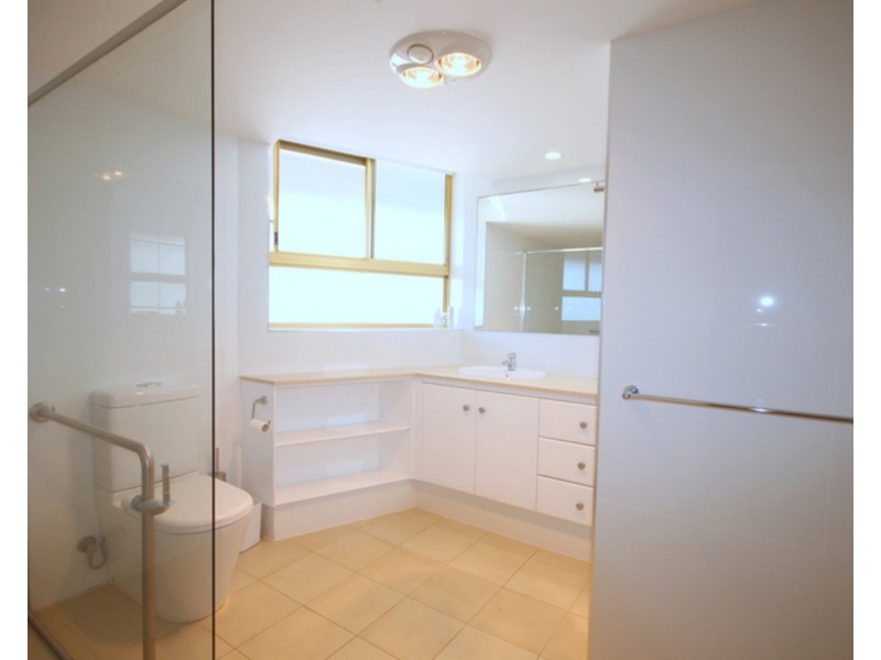 21/19 Oatland Esplanade, Runaway Bay QLD 4216