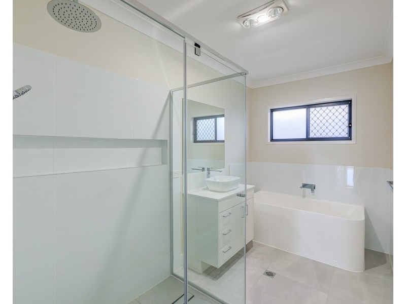 1 Havenview Court, Bahrs Scrub QLD 4207