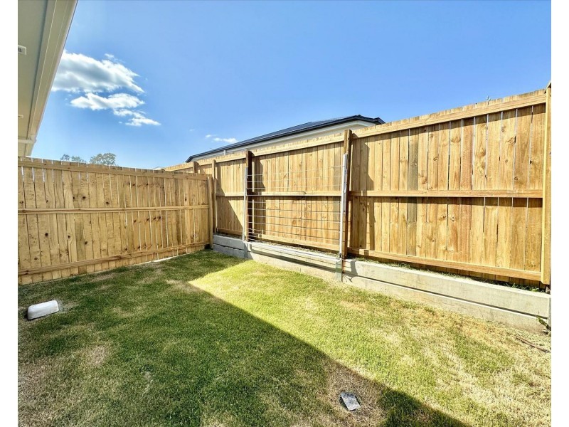 1/34 Burdekin Road, Logan Reserve QLD 4133