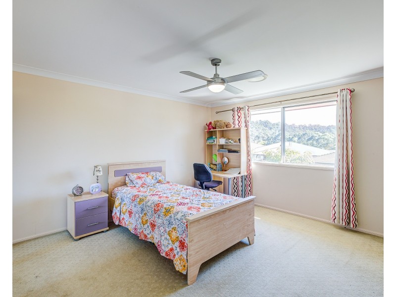 80 Wunburra Circle, Pacific Pines QLD 4211