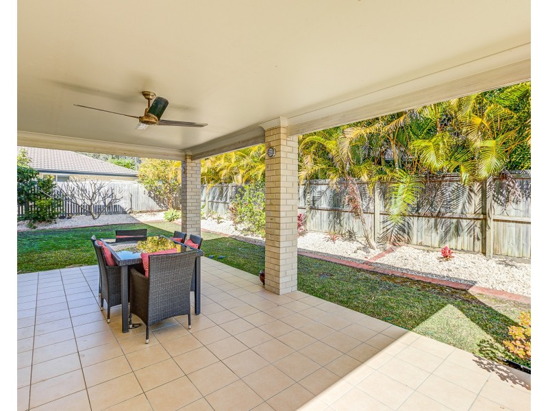 80 Wunburra Circle, Pacific Pines QLD 4211