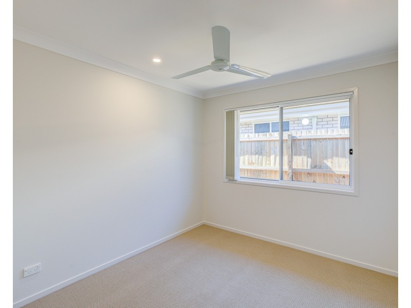 24 Raven Court, Park Ridge QLD 4125