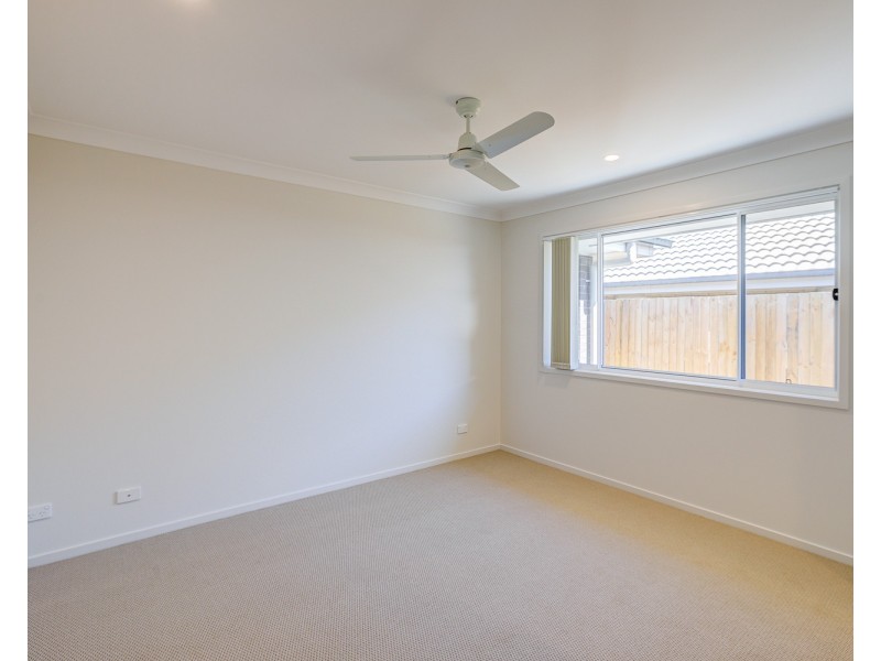 24 Raven Court, Park Ridge QLD 4125