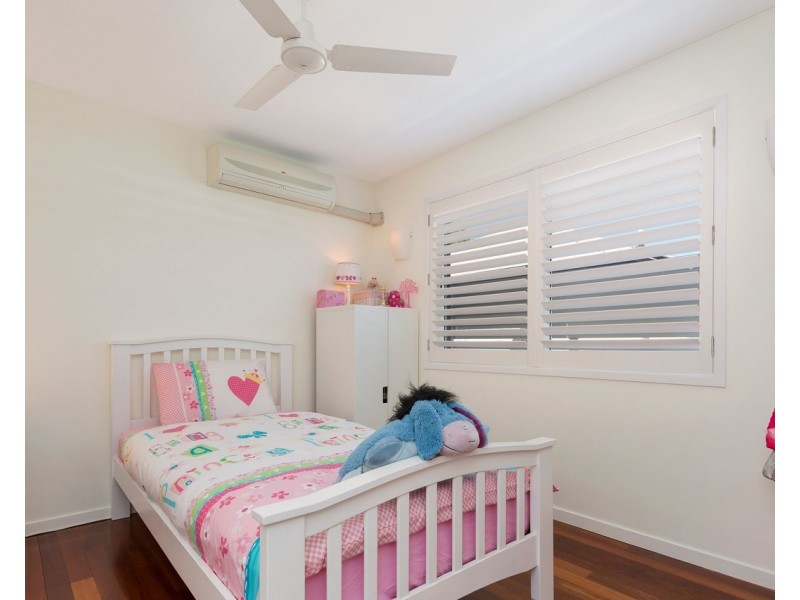 44 Dutton Street, Hawthorne QLD 4171