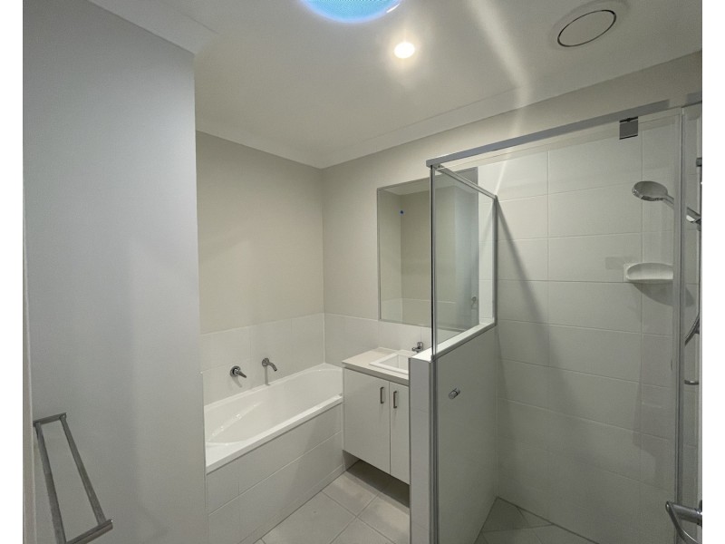 2 Mallow Court, Collingwood Park QLD 4301