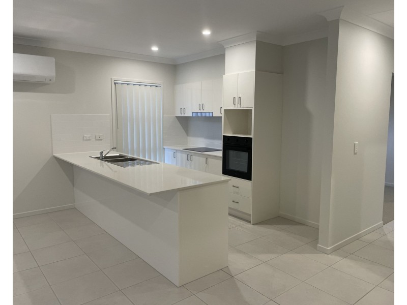 26 Mallow Court, Collingwood Park QLD 4301