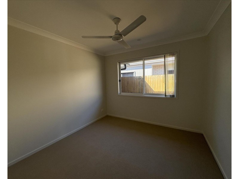 38 Raven Court, Park Ridge QLD 4125