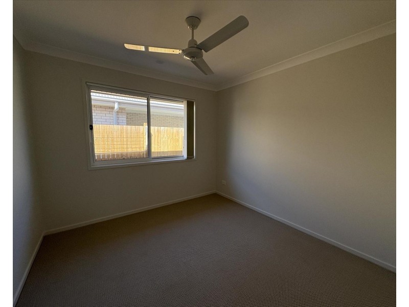 38 Raven Court, Park Ridge QLD 4125