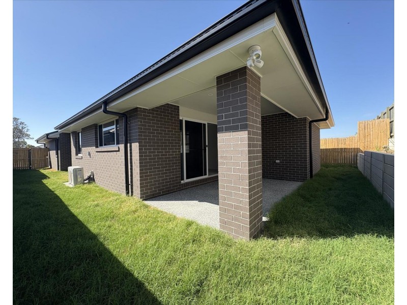 38 Raven Court, Park Ridge QLD 4125