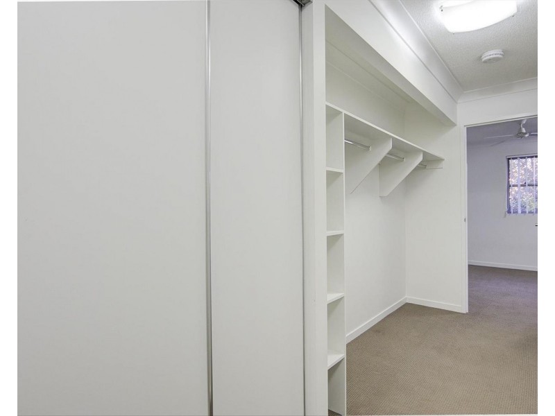 5/14-16 Proud Street, Labrador QLD 4215