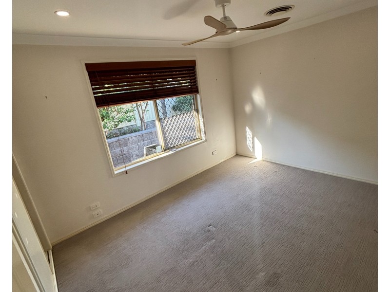 75 Greenacre Drive, Parkwood QLD 4214