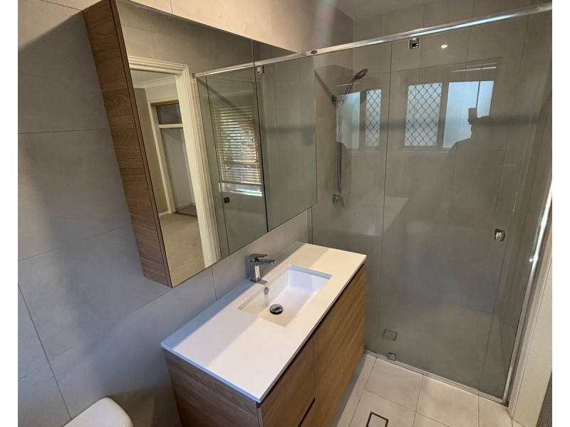 75 Greenacre Drive, Parkwood QLD 4214