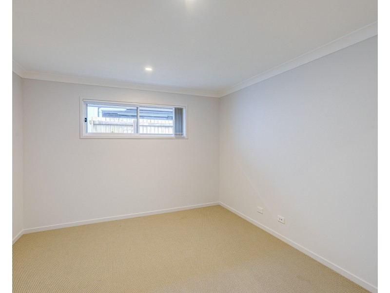 33 Raven Court, Park Ridge QLD 4125