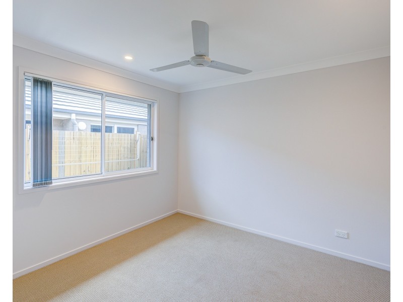 33 Raven Court, Park Ridge QLD 4125