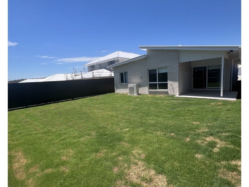 96 Blossom Circuit, Deebing Heights QLD 4306