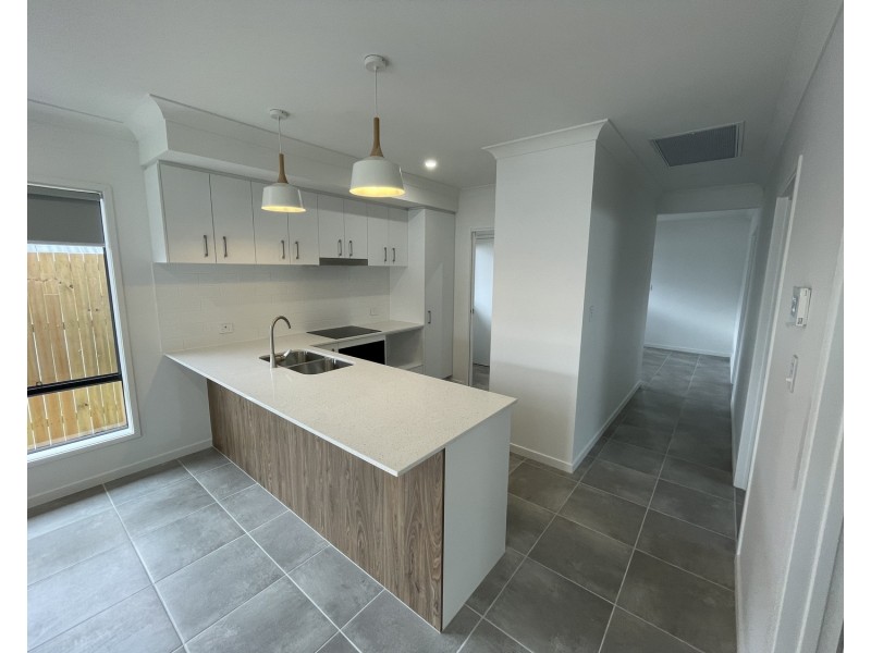 81 Sanno Road, Morayfield QLD 4506