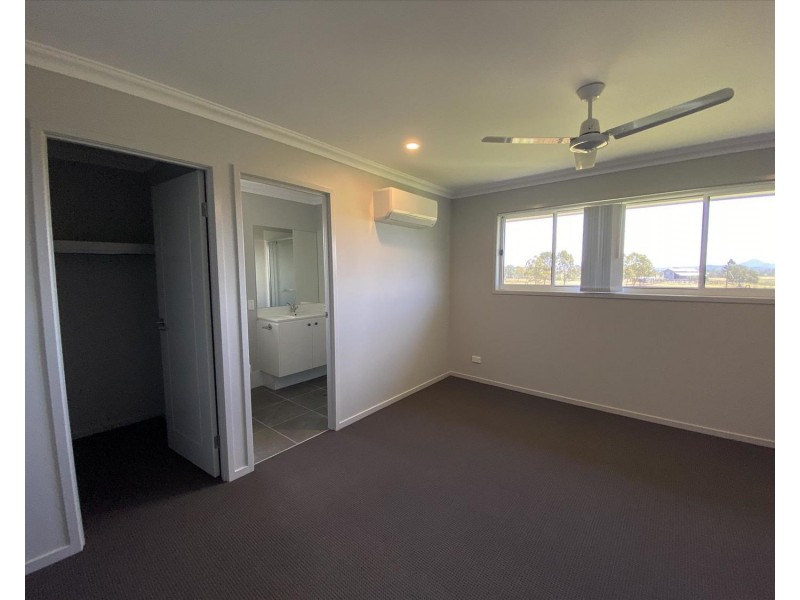 68 Edinburgh Crescent, Gleneagle QLD 4285