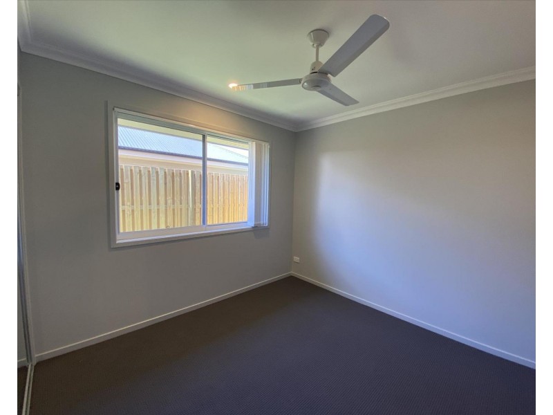 68 Edinburgh Crescent, Gleneagle QLD 4285