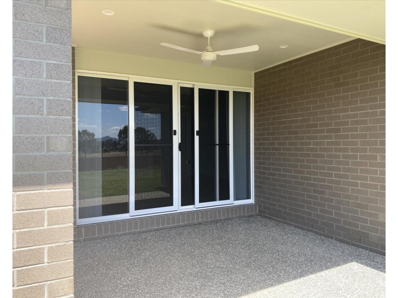68 Edinburgh Crescent, Gleneagle QLD 4285