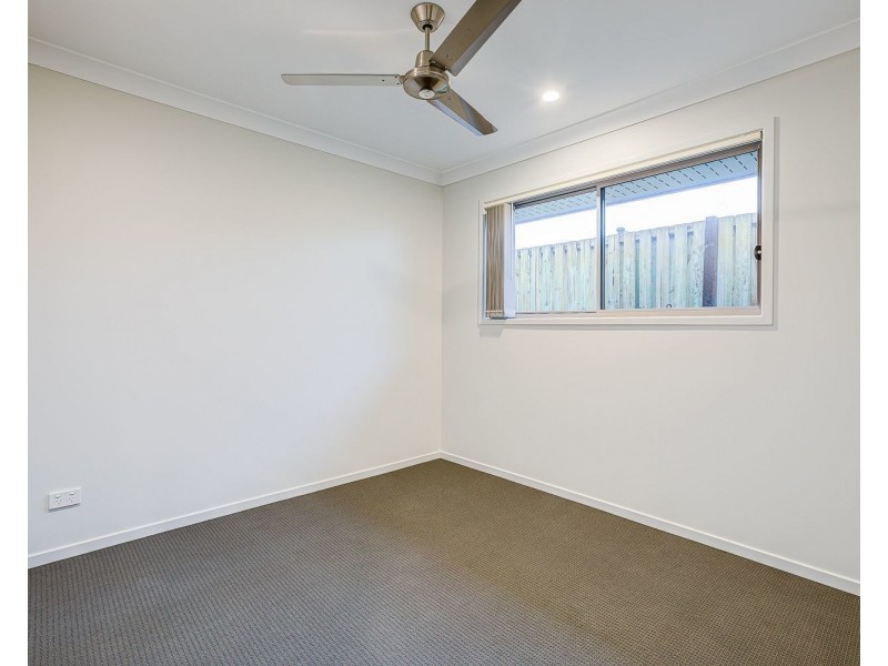 13 Merino Street, Park Ridge QLD 4125