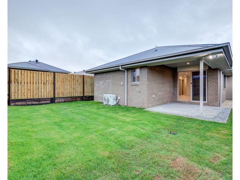 13 Merino Street, Park Ridge QLD 4125
