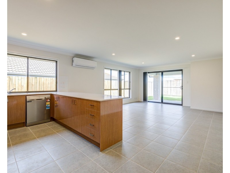 5 Gregor Crescent, Coomera QLD 4209