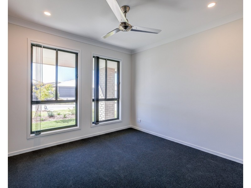5 Gregor Crescent, Coomera QLD 4209