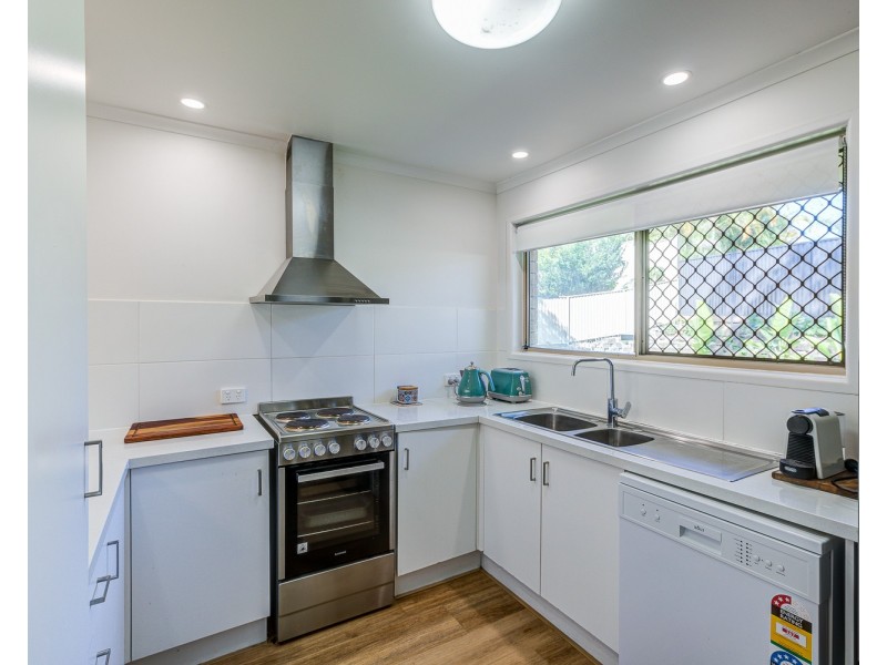 2/3 Hepburn Court, Oxenford QLD 4210